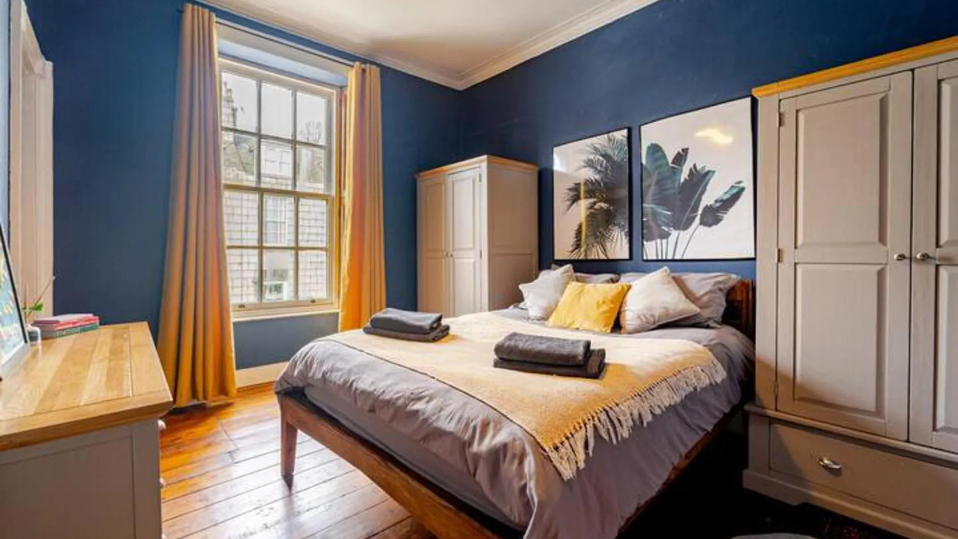 Spacious 1-Bed City Centre Apartment In Aberdeen