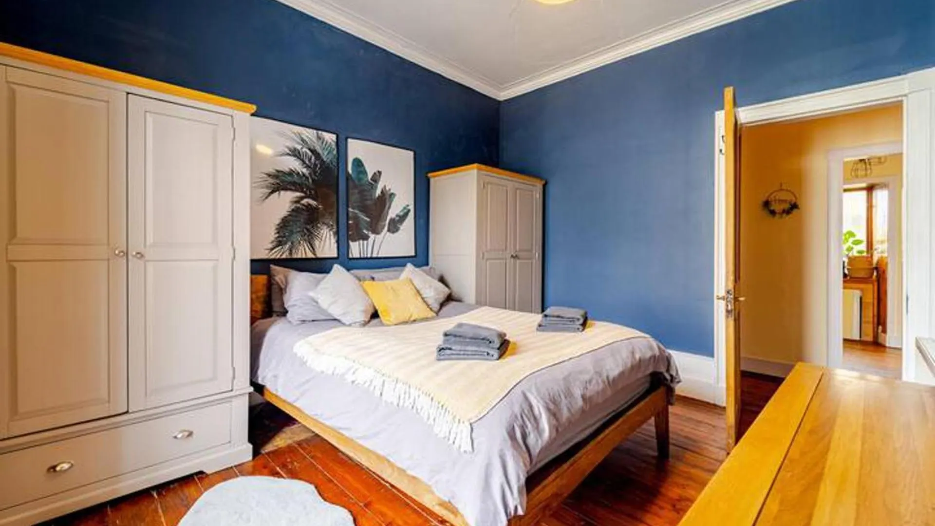 Spacious 1-Bed City Centre Apartment In Aberdeen